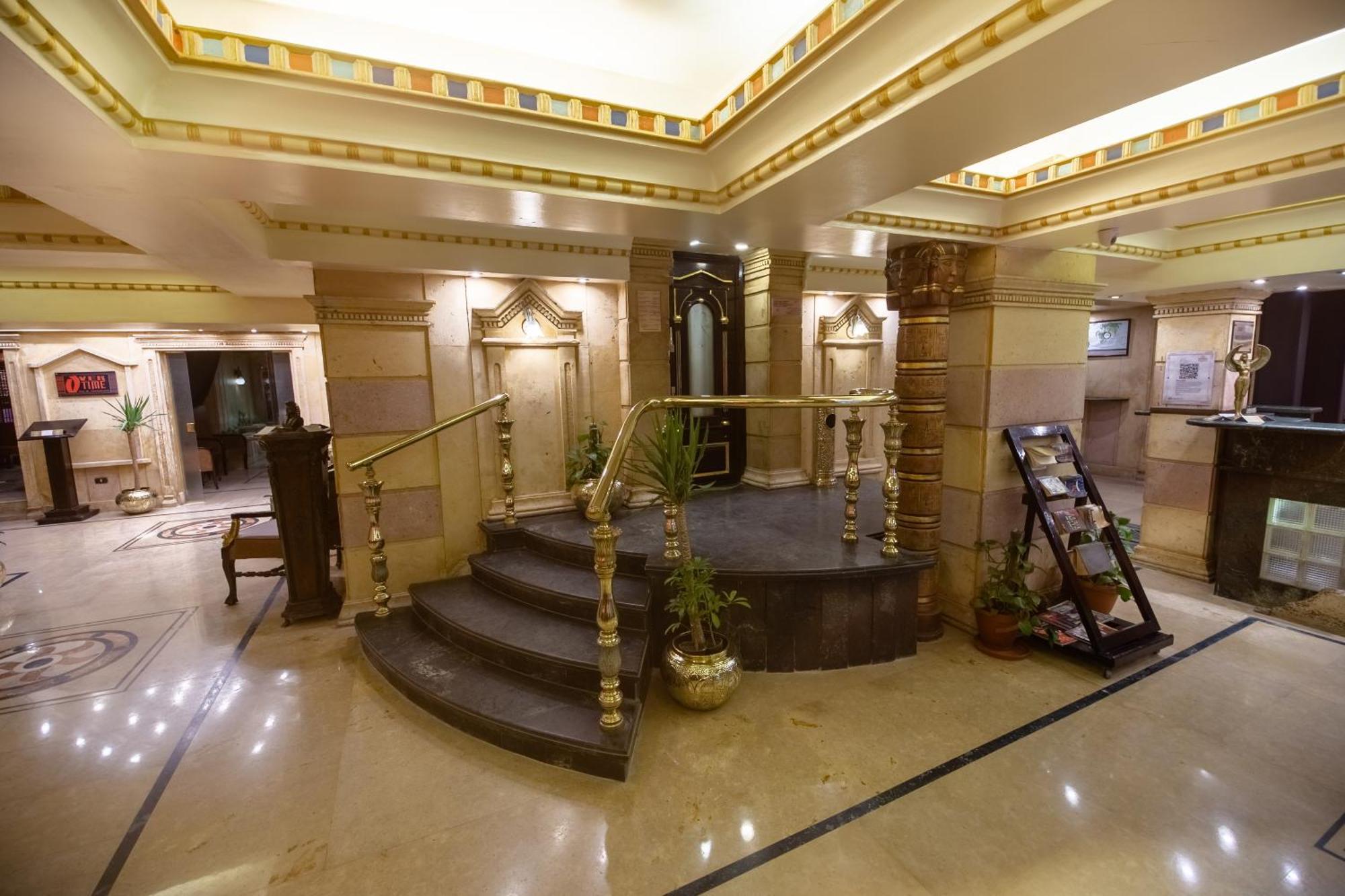 Zayed Hotel Giza Esterno foto